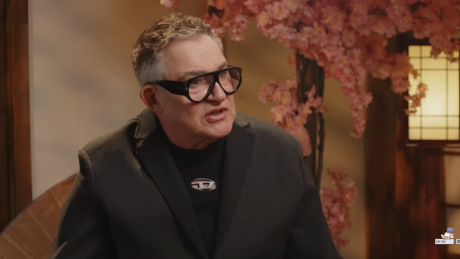 Дмитрий Дибров с детьми стал гостем премьеры ледового шоу «Щелкунчик» на Navka Arena